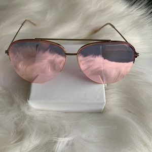 Pink and gold reflective lens sunglasses